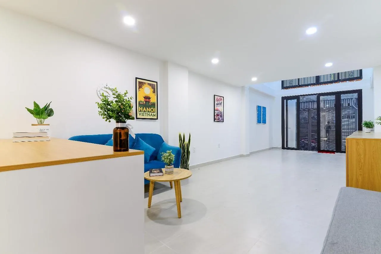 Cozrum Homes - Rivera Corner Хошимин